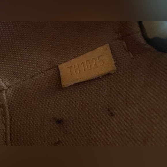 LV Mini elipse monogram clutch - Picture 3 of 10